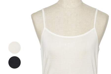 絹のキャミソール