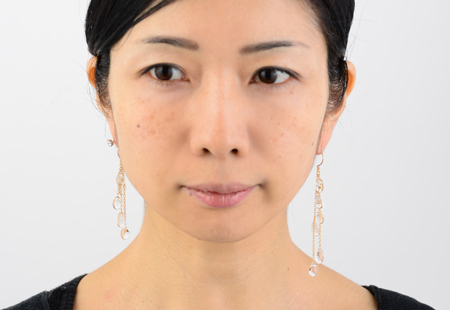 クリスタル ピアス 通販