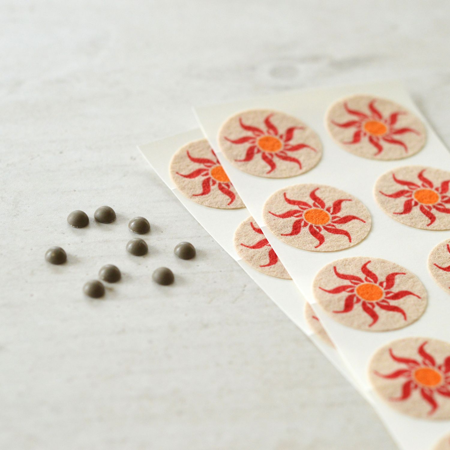 リシリ,RiSiRi,痛み,コリ,肩こり,膝痛,腰痛,通販