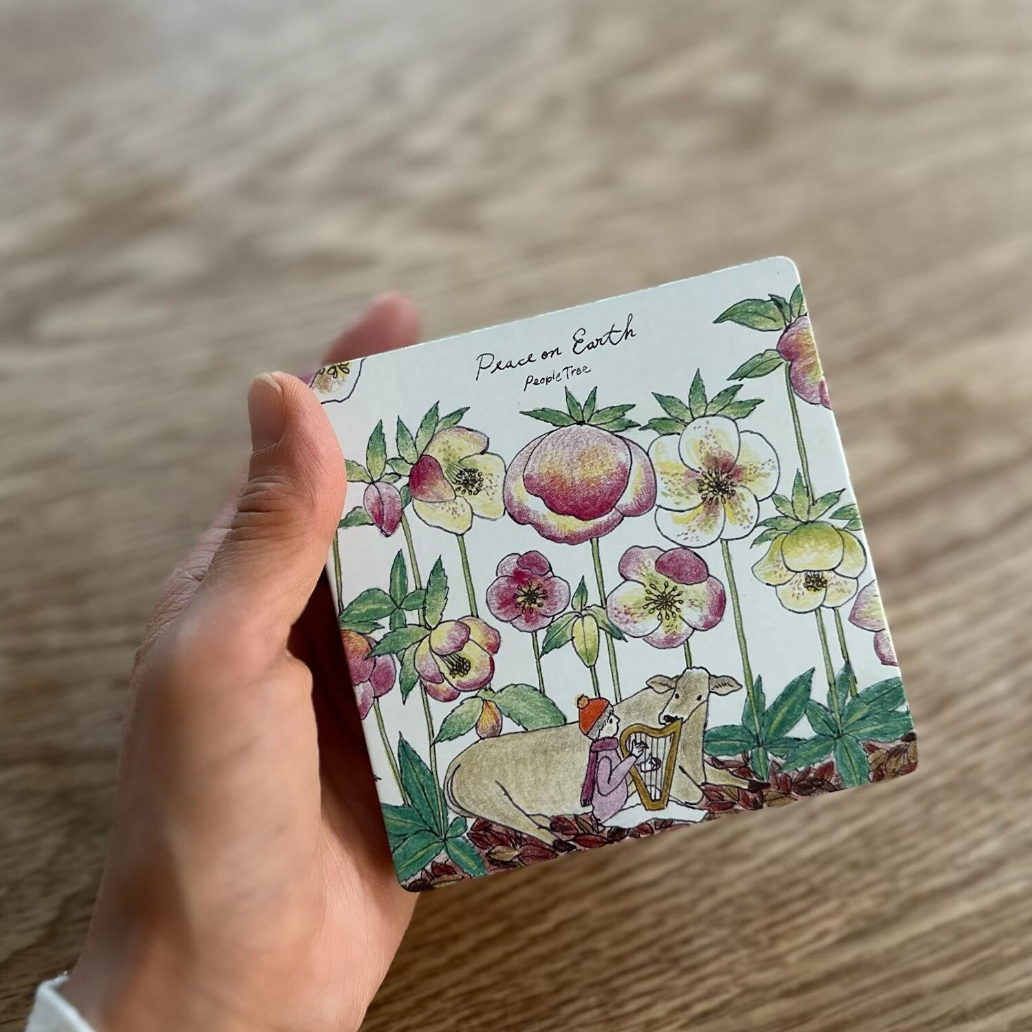 バレンタインギフトや自分へのご褒美に！イラスト缶ひとくちチョコ